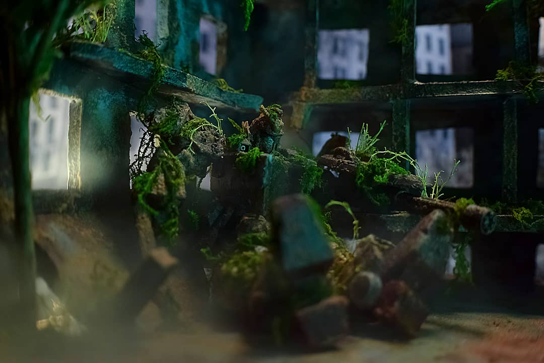 DadFett's tweet image. The things we leave behind. 

DFA!
. 
@bandaiamerica 
@bluefinbrands
.
Follow Instagram.com/dadfett/
.
#dadfett #wingzero #heavyarms #gundam #gunpla #bluefinbrands #firefly #gundamwing #diorama  #anime #toyphotography  #photography #robot #mech #atmosphereaerosol #photography