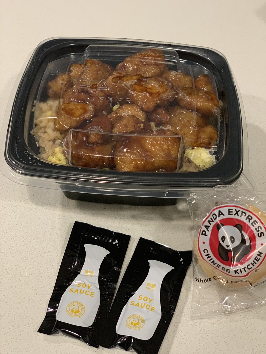 suecroniser's tweet photo. Thank you @JohnLegere and @TMobile for the yummy @PandaExpress orange chicken bowl! 😋🐔 https://t.co/yOdeFylOBE