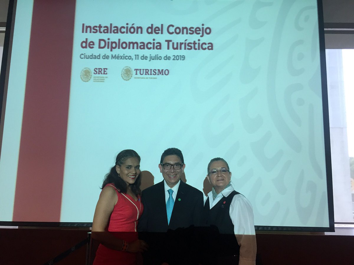 LauraAguilar68's tweet photo. Se instaló el #ConsejoDeDiplomaciaTuristica , que fluyan los afanes colectivos con armonía y enfoque. Se traduzca en éxito. 🙌🏼 Nosotros, académicos del turismo, hemos llevado nuestra propuesta y estamos listos para conjugar el verbo SUMAR. #RedCONAET @CONAET  @icabreraf https://t.co/B0IDoedOpv