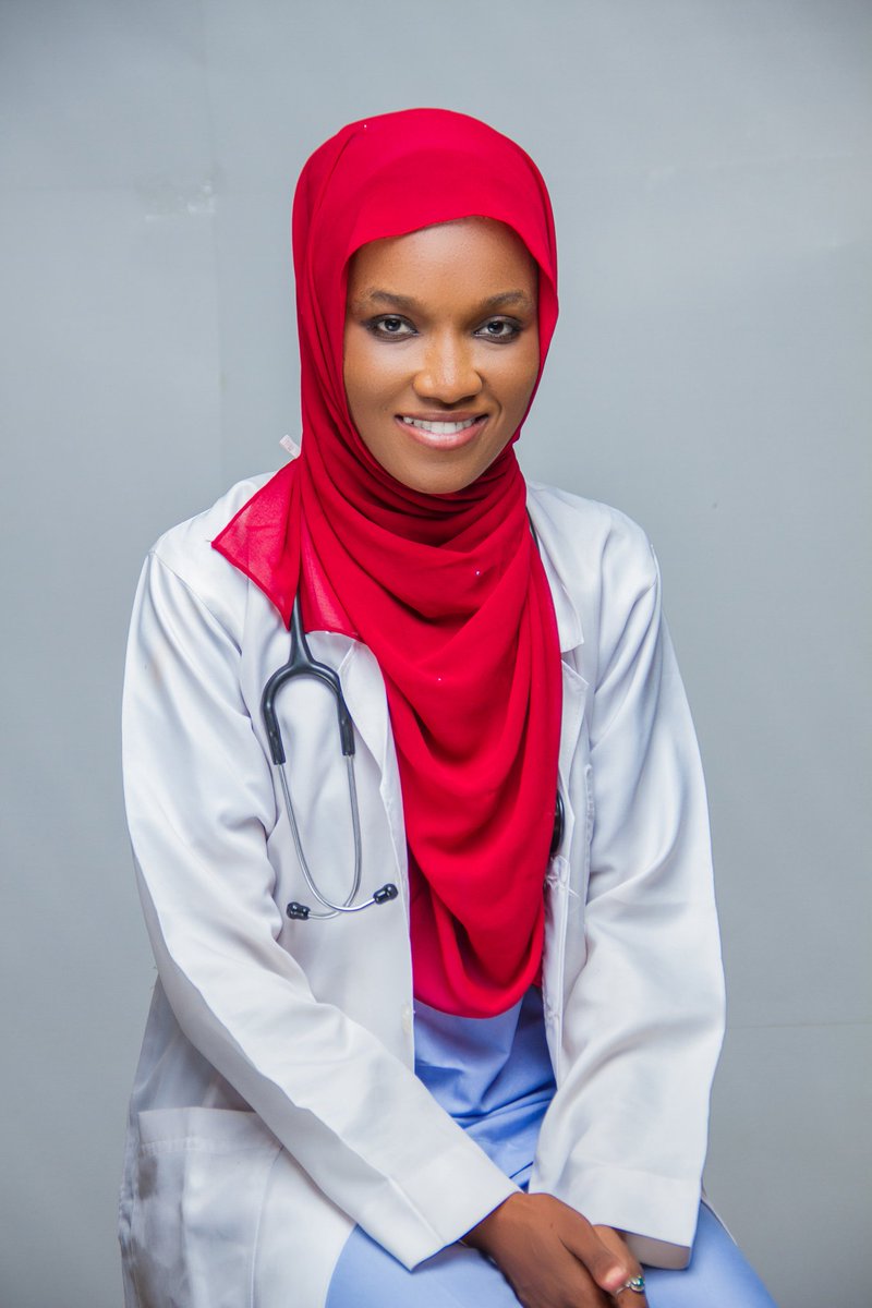 El_Neenah_'s tweet image. Alhamdulillah. Its official Dr. Bappa Aisha (MBBS ABU 2019). Another milestone achieved.