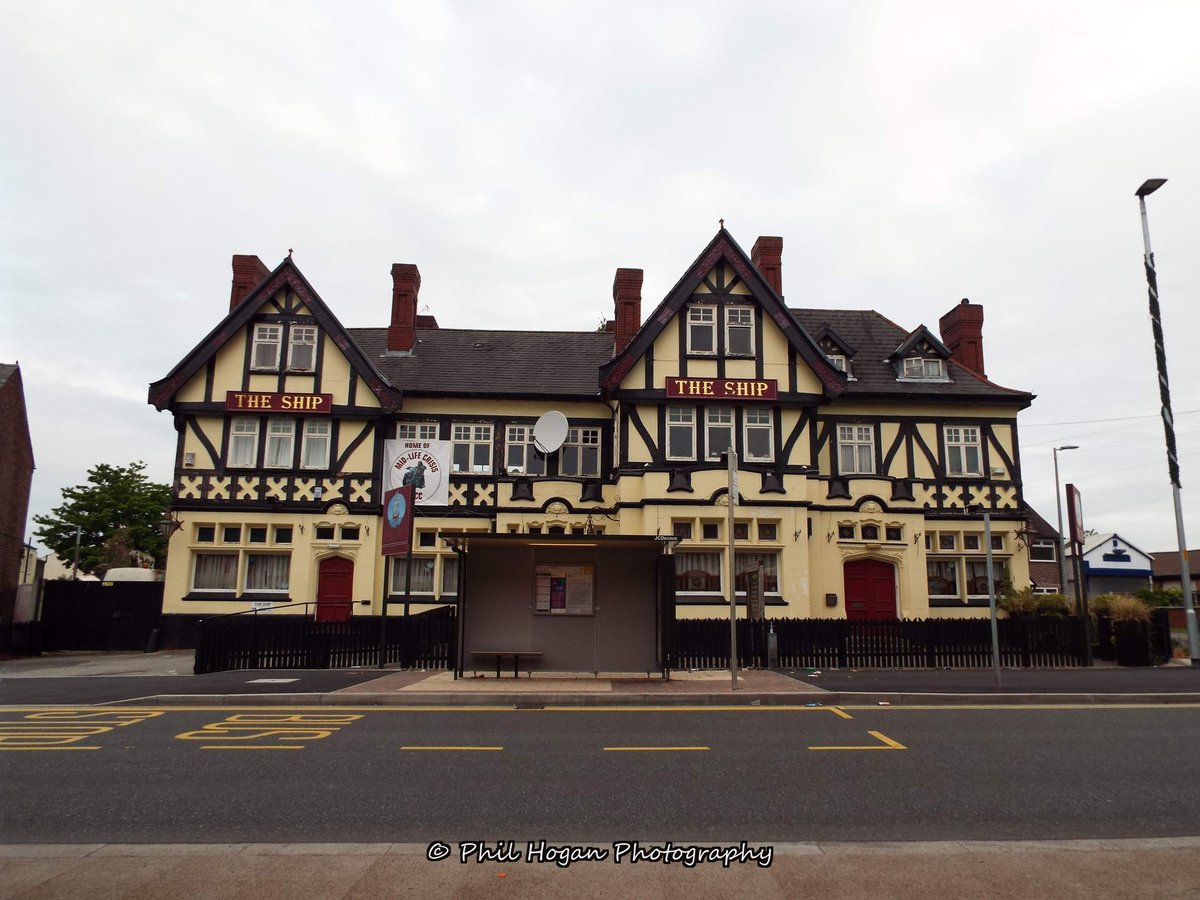 The Ship public house in Irlam May 2015 #Philhoganphotography