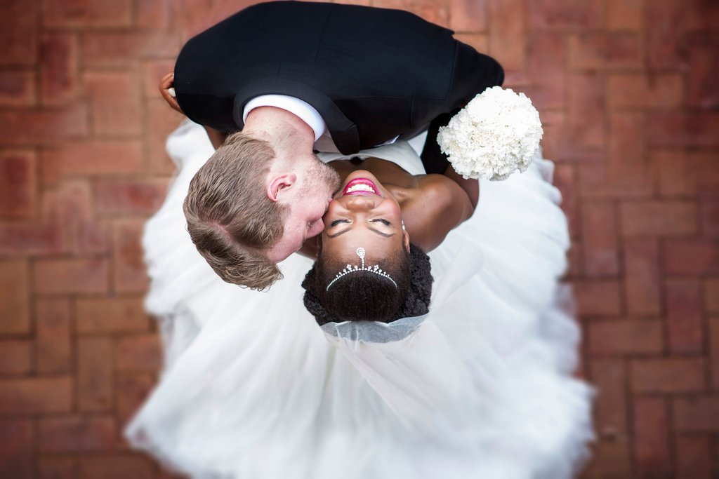 BrideControl's tweet photo. What do Grooms forget on their wedding day? Don't get caught with your pants down! Read https://t.co/839dC1qtpM๐โฃ
.
.
.
๐ท@darrellfraser
.
.
.
#groom #wedding #bride #planlikeapro #weddingplanning #bridecontrol https://t.co/4YsdJ5k6lv