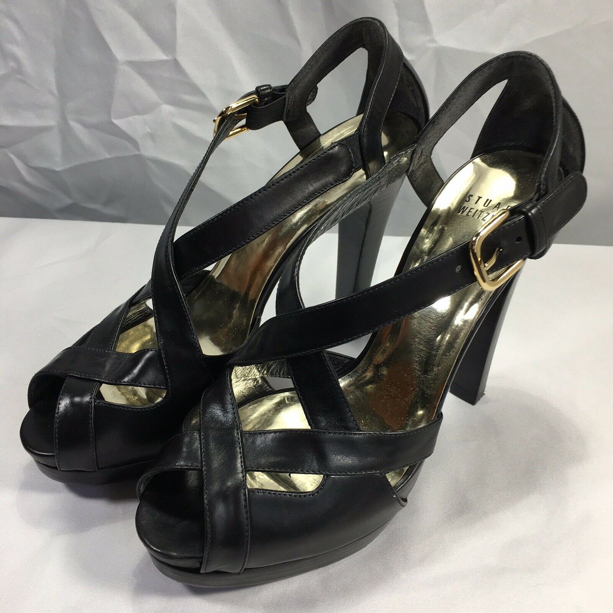 Stuart Weitzman Black Platform High Heel Sandals
https://www.ebay.com/itm/153463303929?utm_source=EclecticOutfitr&utm_medium=Twitter …
#stuartweitzman #shoeaddict #inourshoes #SW #womensshoes #SWwomen #ebayROCteam #shoesaddict #womenswear #shoes #sandals #fashion #ootd