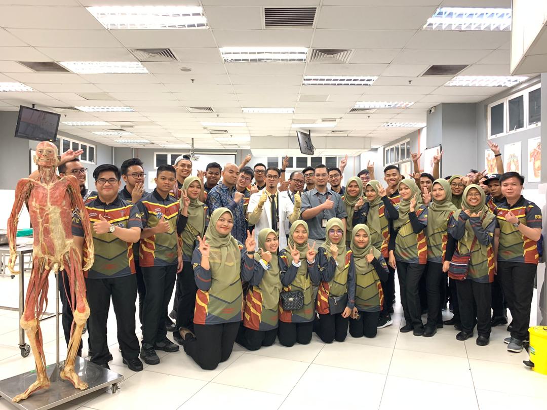 MSUmalaysia's tweet photo. Students from Institut Latihan Kementerian Kesihatan Malaysia Johor Bahru took a short course in Basic Anatomy &amp; Physiology here in #MSUmalaysia. We hope you enjoyed the quality learning experience. 

#ilkkmjb
#go2MSU
https://t.co/CIknXfgZVB https://t.co/snZfPg6Rxh
