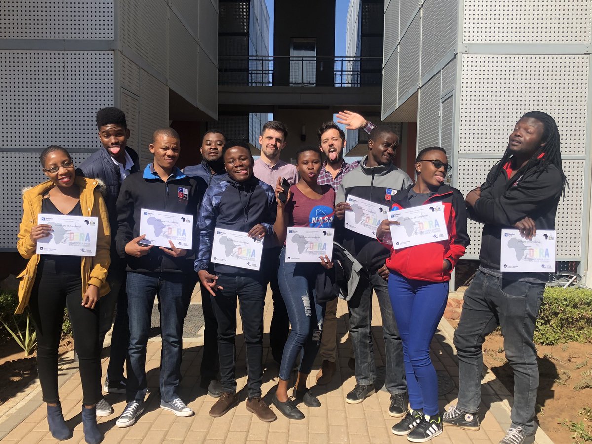 AstroJoeC's tweet photo. Today we wrapped up the Unit 4 @dara_project training for the Botswana/Namibia students. Welcome the newly minted radio astronomers to the astronomy club! #jumpingjive @biustbw https://t.co/nlXTQVKb0K
