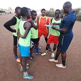 CochSam's tweet image. Well we are #KESOCCER ACADEMY from Korogocho Slum Nairobi Kenya we are great and talented and passionate with football God bless us