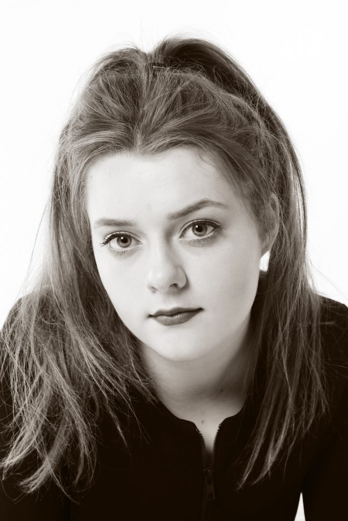 VDISComp's tweet image. Enjoy two classics from soprano Ava Dodd who performs Gounod's "The Jewel Song" from Faust &amp;amp; Weatherly's "Roses of Picardy" this Sun 14 July 3pm @killruddery at our #SummerOpera @RTElyricfm @RIAMDublin @RIAMOpera @visitwicklow @WicklowPeople @PatHylandTenor @IrishNatOpera