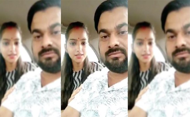 SakshiNews's tweet image. పెళ్లిళ్లను కాటేస్తున్న కుల తేడాలు 
sakshi.com/news/national/… #castsystem #InterCasteMarriages #tamilnadu #Gujarat