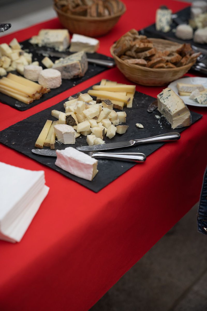 ICMF_Conference's tweet photo. Hope you enjoyed our Cheese and Wine yesterday night at @Sorbonne_Univ_. 
#ICMF2019 Conference is also a place for enjoying the local culture while networking! 🍷 🧀 https://t.co/m5uIe9UTkZ