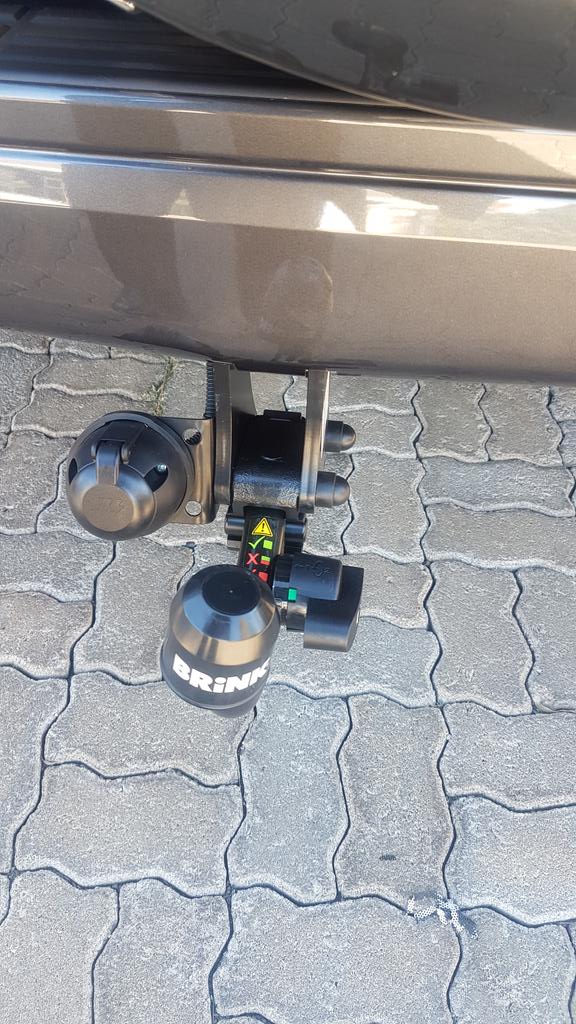 faramatsi's tweet photo. What's a brand new car without accessories? Guess what, we've got you covered all under 1 roof. Whether you want smash and grab fitted to your windows, a tow hook, LED screens, rubberising, bull/nudge bars, roll bars..we got you. Visit us today. #FaramatsiMotors #BeyondMotion https://t.co/VXGzA5R3pm
