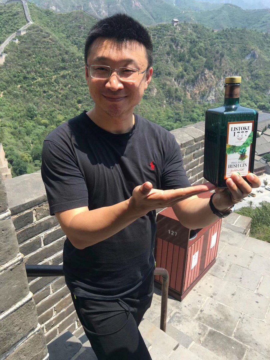 DublinWTC's tweet photo. Kevin Sheng, Vice General Manager of International Trade, WTC Harbin enjoying Listoke 8,000km away! #internationaltrade #wtcdublin #IrelandtoChina #webportglobal #listoke #gin https://t.co/HrTxIX1ErI