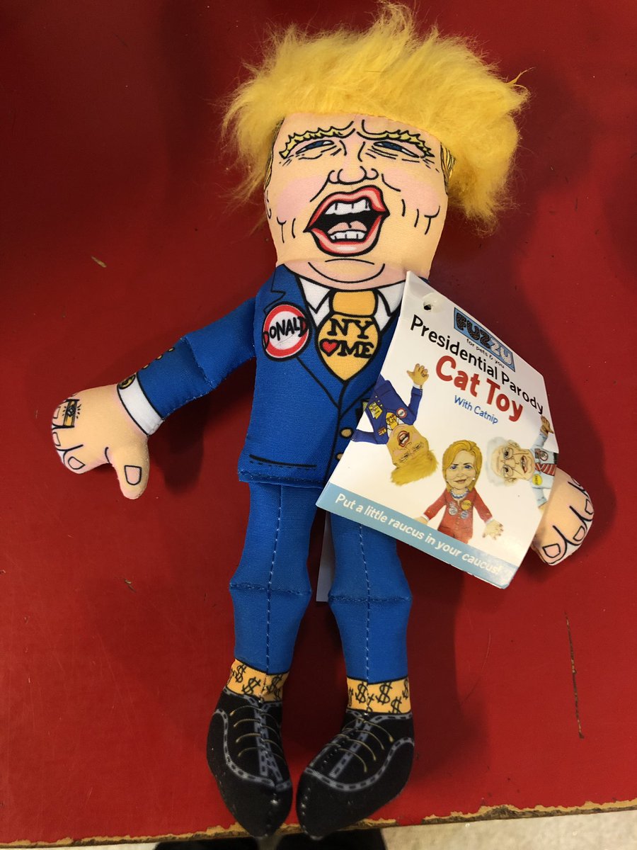 Let your cat rip up trump!