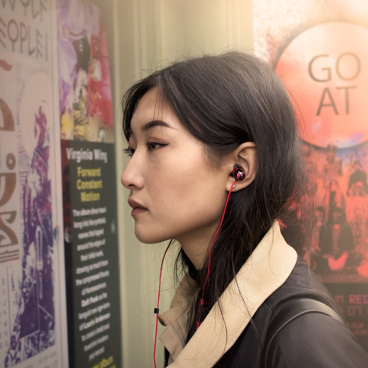 Happy Friday everyone! The sun is shining and the weekend is at our fingertips, what more could we ask for? ☀️ 

Have a great weekend and listen more. 🎧