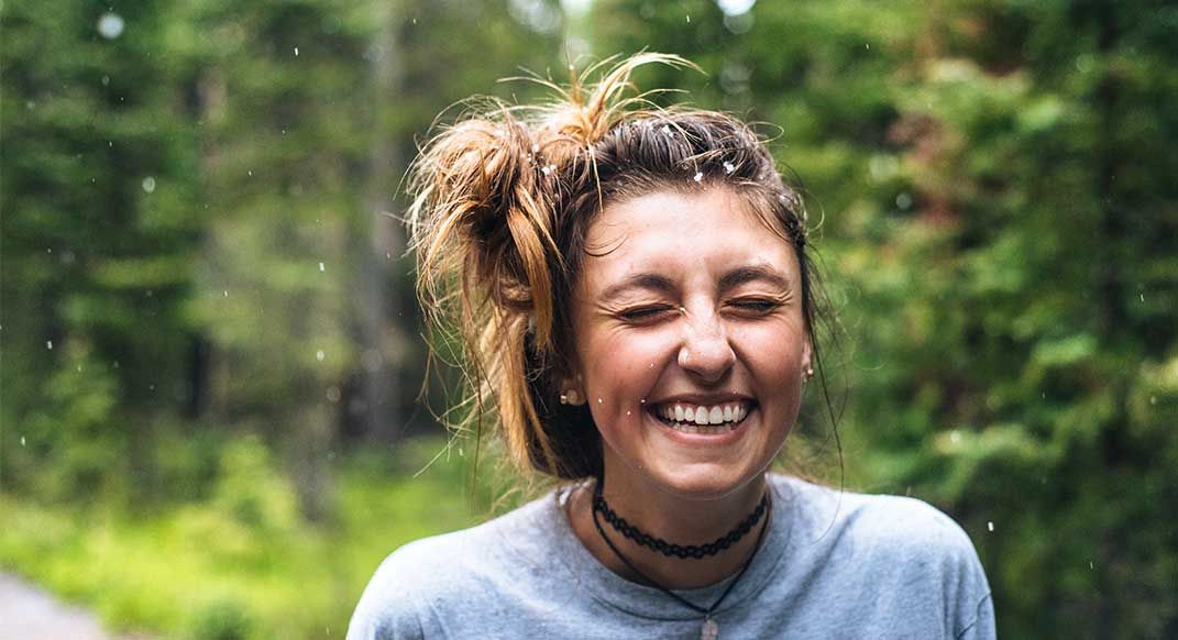 trailrunnermag's tweet photo. Taking the Scientific Method for a run! Smiling through the pain is scientifically proven to help😁 #findyourdirt #findyourvert #trailrunner #trailrunning https://t.co/uWOzauiCRv https://t.co/ZyTjFpW8Fp