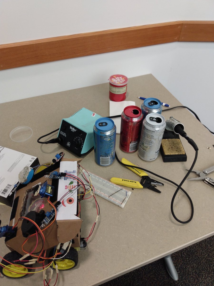 DawsonRosell's tweet photo. Day 3! #madeItToMidnight #IBMInternHack19 #hackathon #goingstrong https://t.co/n4ME2cK9zm