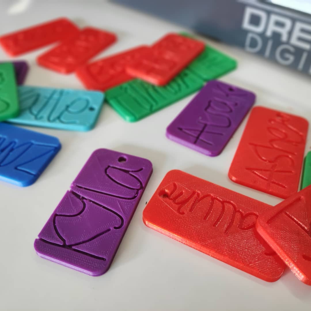 Imaginables3D's tweet photo. Hanging out with my son at the office during his school holidays.
He got up to some #3dprinting making keytags for all his friends in his class using the #Dremel #3D45
He got a crash course on #tinkercad and #cura and off he went with his #DigitalFactory https://t.co/l1kP00Z7Bc