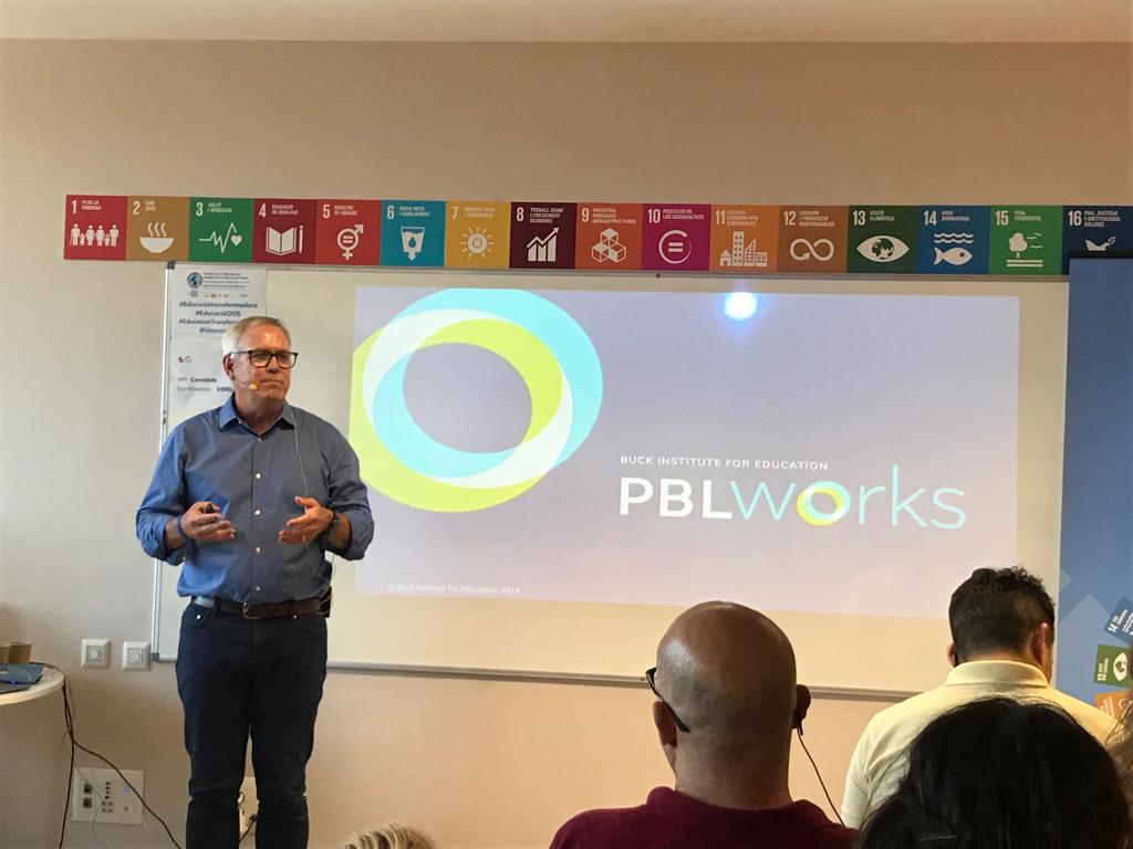 iebarnola's tweet image. Thank you @pblbob for helping us improving the knowledge and practice of PBL. It was a pleasure to attend @EscolaVirolai. Transformar l&apos;educació x transformar la societat. Un gran repte! @escolanova21 @AjAvinyo @Unescocat Gràcies @lamirada @geisbalague #EducationTransformsLives