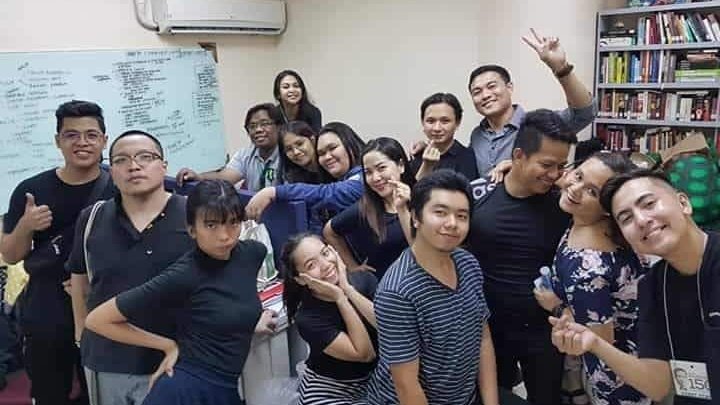 KingUrieta's tweet photo. Dahil maganda ang gising ko, mailibre nga ng Samgyupsal itong mga to. Salamat!!!
#Pio150
#EconomicBriefing
#KpopConcert https://t.co/wwIt4elINd