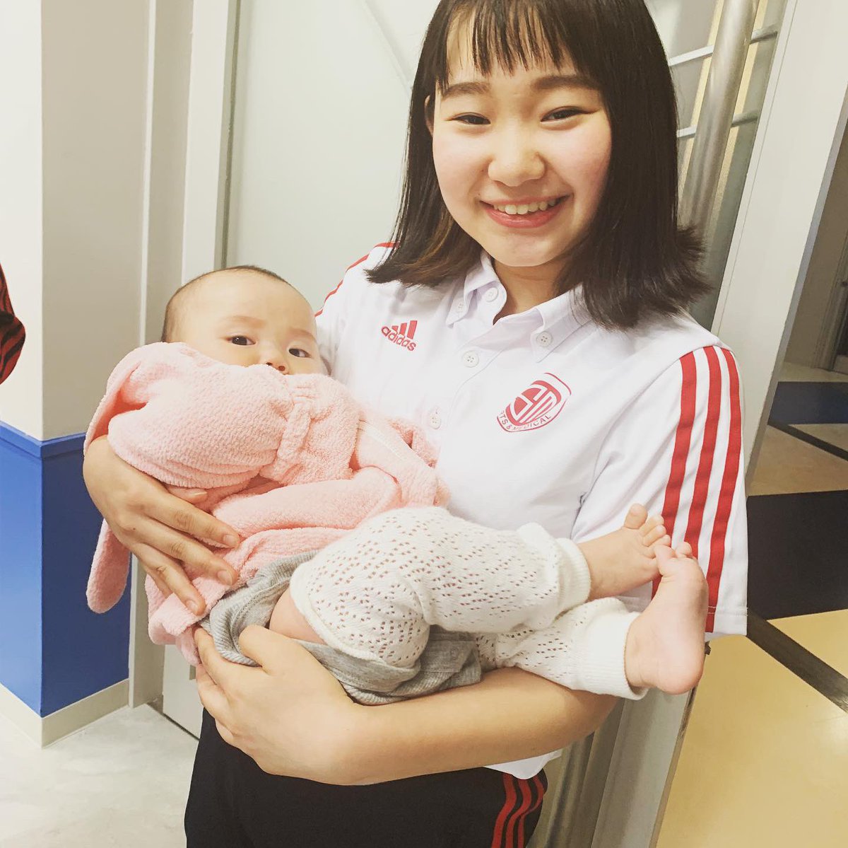 Uzivatel 北海道で入学者数no 1 札幌スポーツ メディカル専門学校 Na Twitteru 今日はスポメディに6ヶ月の赤ちゃん来ました 保育科の教室におじゃましたところ さすが 保育士の卵たち みんな抱っこしたい抱っこしたい と集まっていましたよ スポメディ Uzivatel 北海道で入学者数no 1 札幌スポーツ メディカル専門学校 Na Twitteru 今日はスポメディに6ヶ月の赤ちゃん来ました 保育科の教室におじゃましたところ さすが 保育士の卵たち みんな抱っこしたい抱っこしたい と集まっていましたよ スポメディ