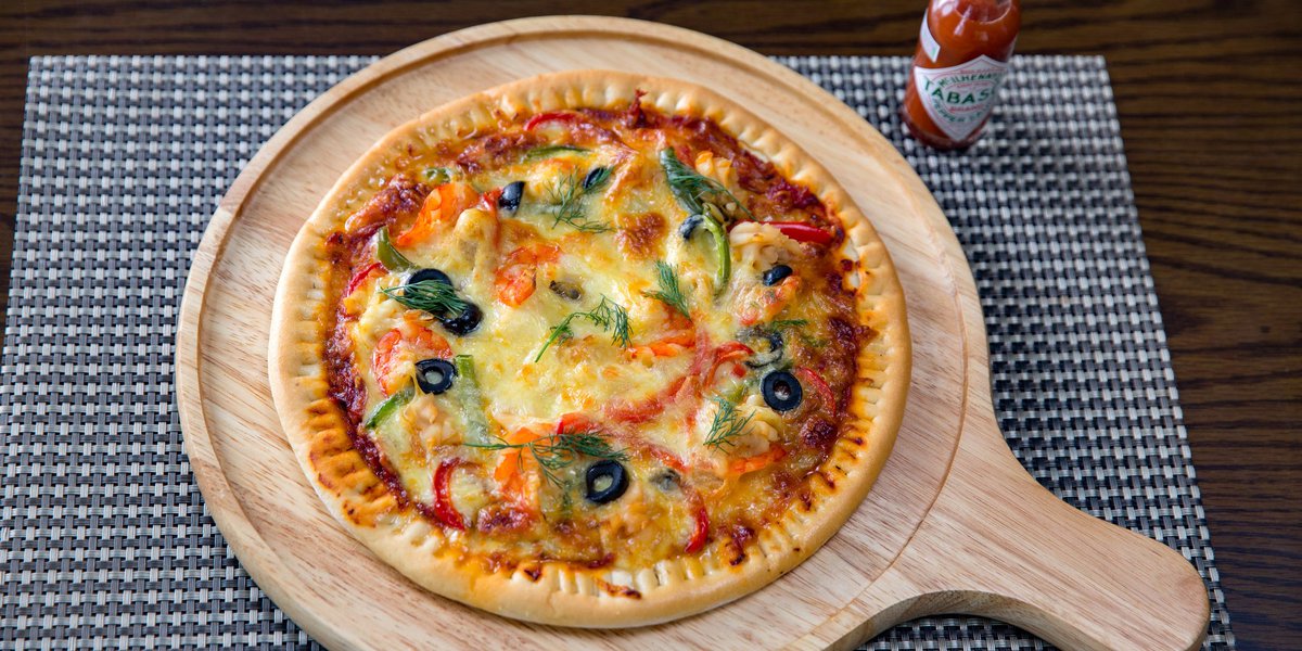NB_hidden_charm's tweet photo. Come and enjoy #pizza with us 😊
✔#Seafood Pizza: seafood, cheese
✔#Hawaii Pizza: bacon, pineapple 
✔#Classic Pizza: vegetable, cheese
✔#Four_Season Pizza: bacon, pineapple, prawns.
--------------------
🌐 https://t.co/VDupuHynvr

#ninhbinh #food #eats #foodies https://t.co/sd0ljGYcda