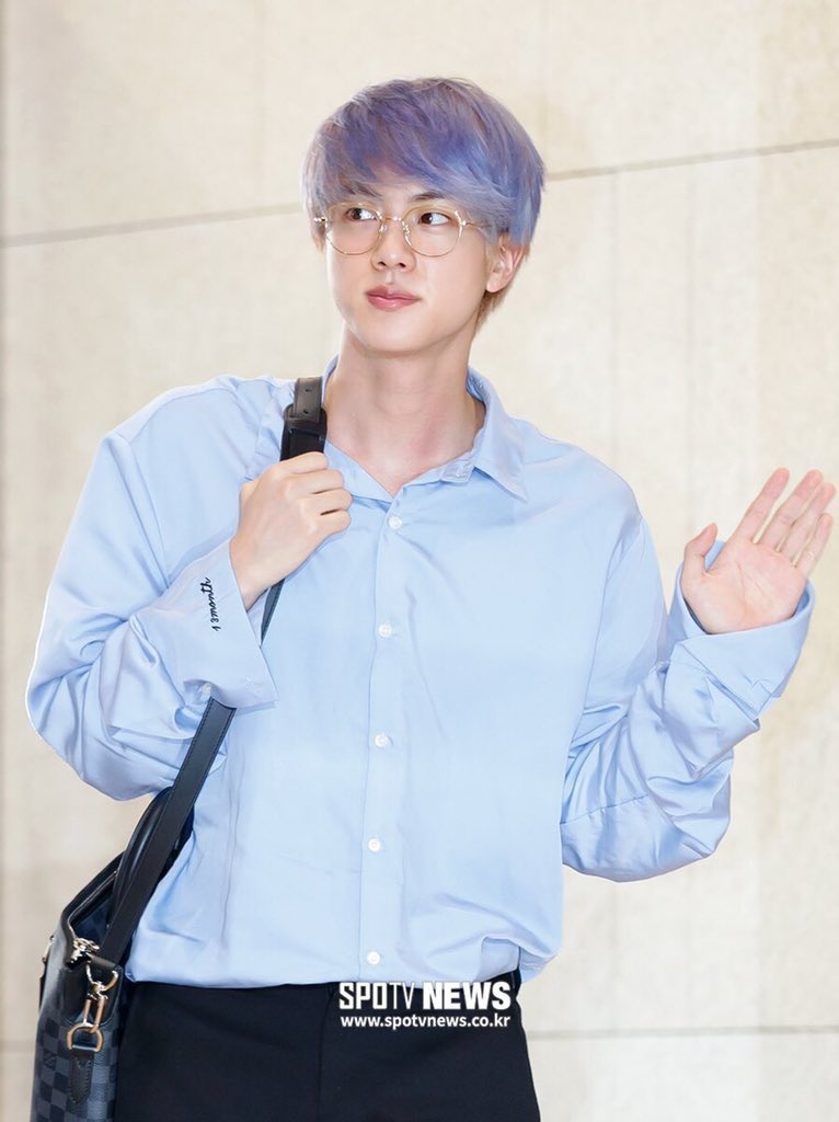 kingmajestae's tweet photo. everyone: 🖤💣 ⛓ 🔪💀🔞 🖤💣 ⛓ 🔪💀 🔞🖤💣 ⛓ 🔪💀 🔞🖤💣 ⛓ 🔪💀🔞

jin: 💙💅🏻💜🧚🏻‍♂️👔✨💙💅🏻💜🧚🏻‍♂️👔✨💙💅🏻💜🧚🏻‍♂️👔✨💙💅🏻💜🧚🏻‍♂️👔✨ https://t.co/cEGLfYgB7m