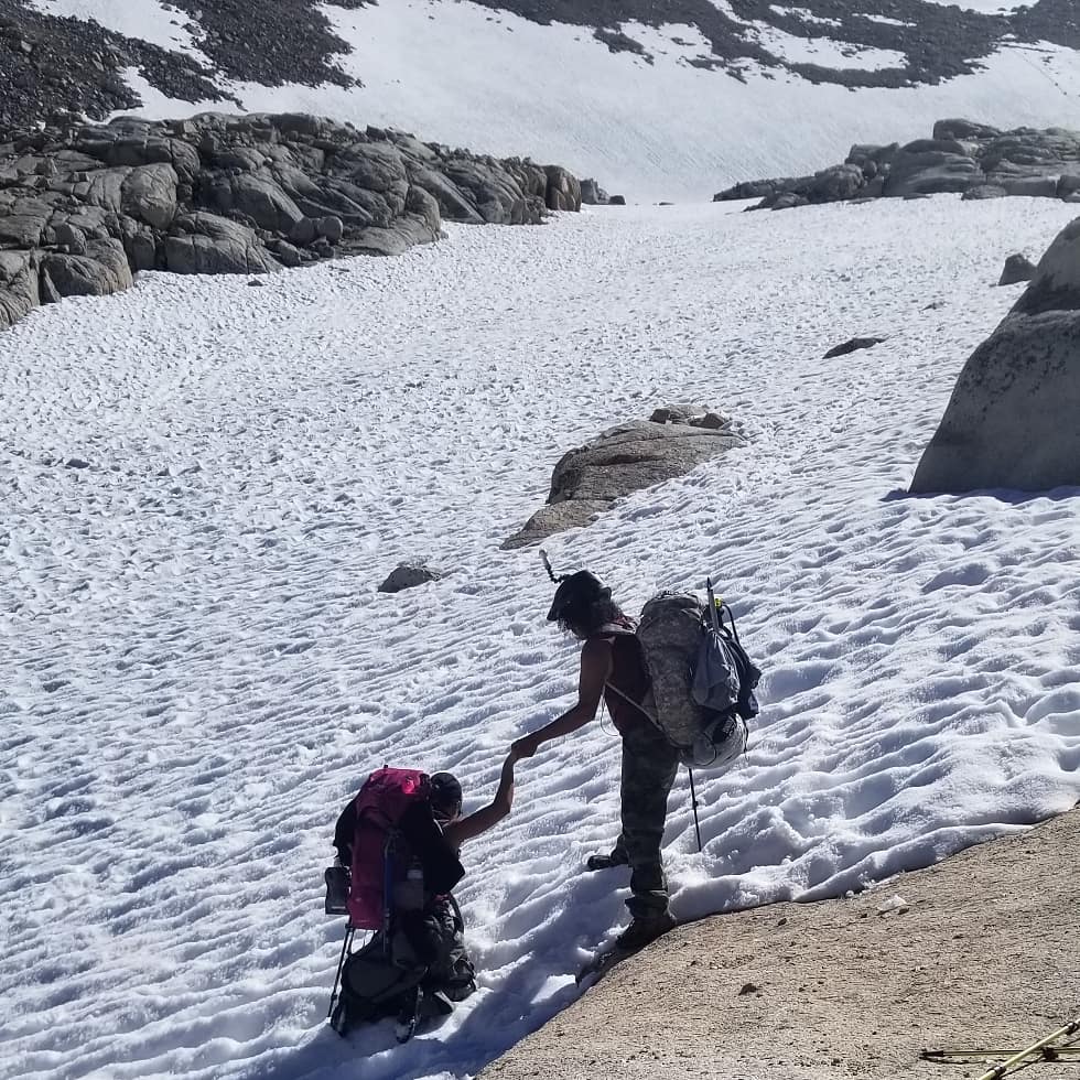 jcdancefitness's tweet photo. Se Fue al Hoyo que meyo Trail Camp Mount Whitney Mirror Lake Trail Mount Whitney #comogozas #juancarloschavezcomogozas #comogozan #jcdancefitness #comogozamos #teamjcdancefitness #teamchavezjcv #lareinademivida #100porcientochingona #tulareinademivida #mountwhitney #mtwhitney https://t.co/e8iJp7gpJY