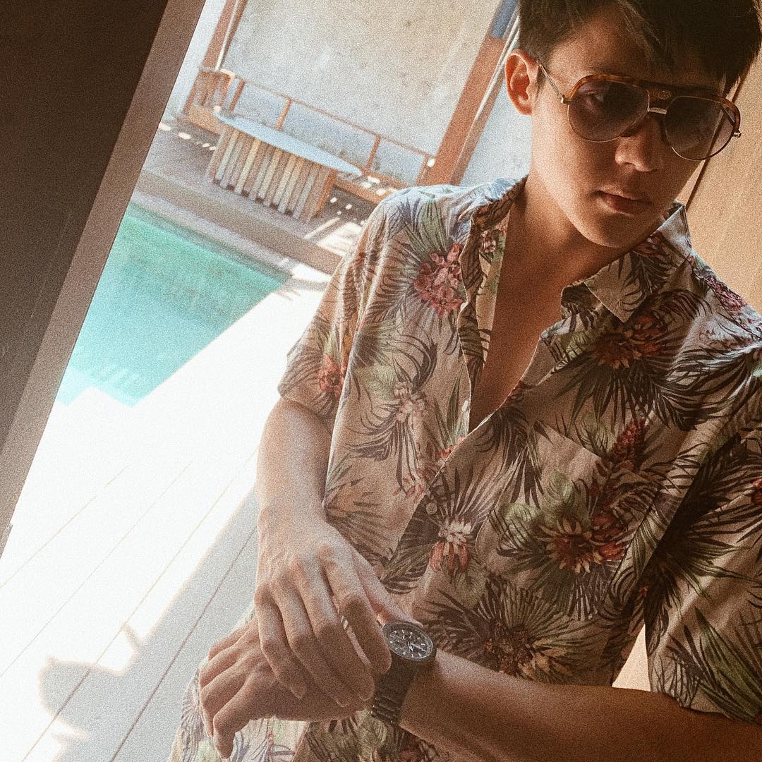 The bad news is time flies. The good news is you’re the pilot. 😎