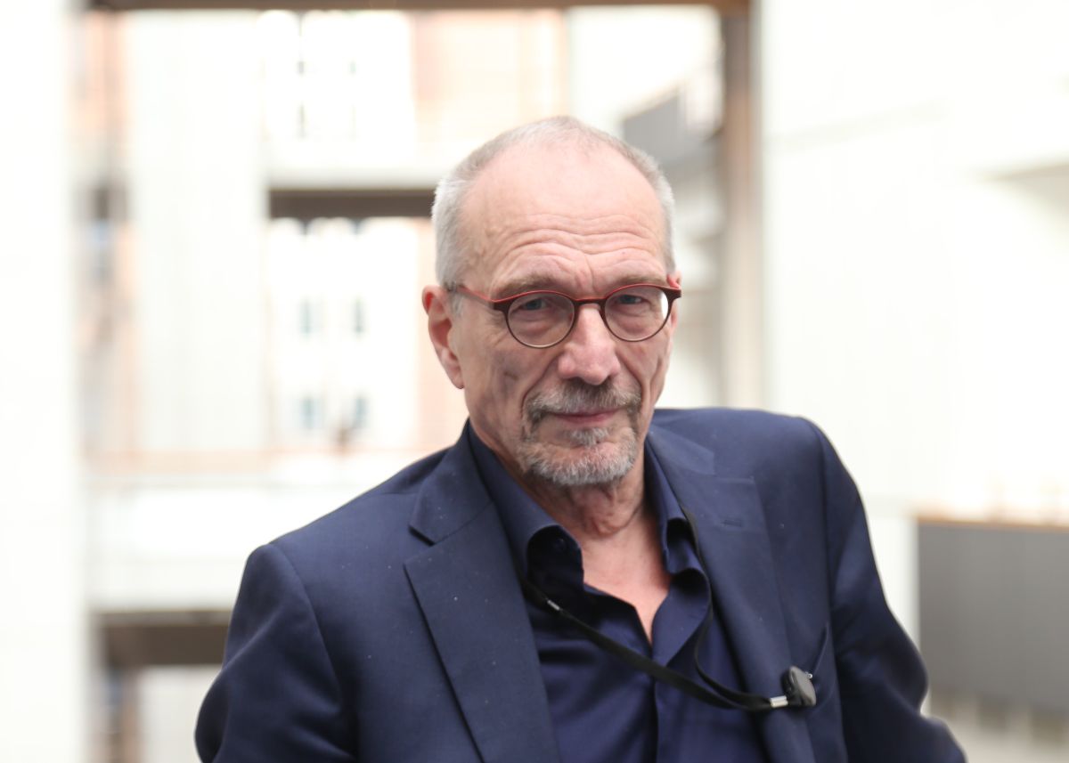 sfprkp's tweet photo. Torvalds: Miksi Kokoomus tukee Orbanin puoluetta? - https://t.co/3jYWRYGO1n https://t.co/r3mKxYyEMb