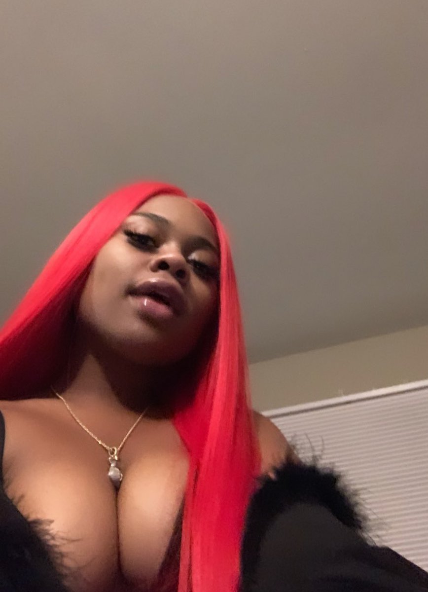 KeyisQueen's tweet photo. My hair red https://t.co/xVaRYNgQEl