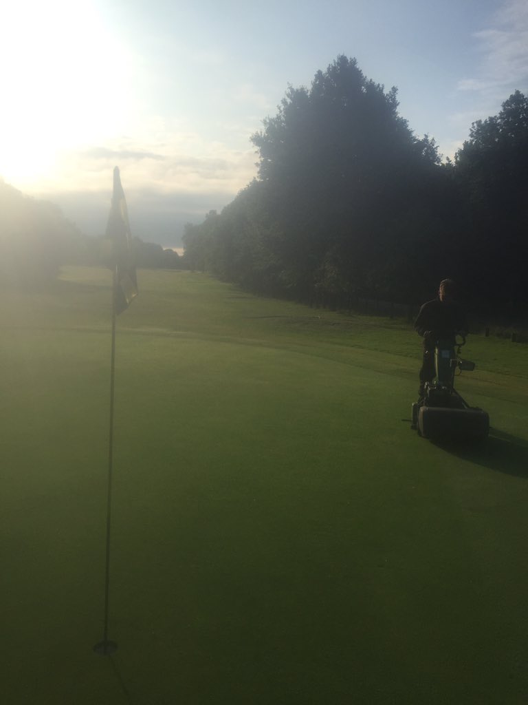 c_holty's tweet photo. Happy Friday from the Heathland Golf Course which is Holtye G.C 👍 https://t.co/ED2YDwomEg