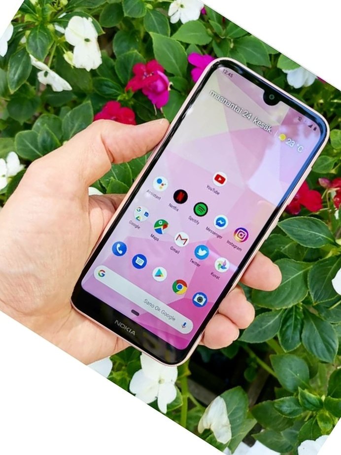 ArmanSaifi97's tweet photo. Nokia 4.2 looks damn cool🔥😍
Power button lite🤘
.
what do u say ?
.
source- nokia_newphones (Instagram)
.
#nokia4_2 #nokia42 #nokia4.2 #nokia4 #nokialover #technewsreveal #nokiaphones2019 #girlsphone #ladiesphone #phoneforgirls #giftforgirls https://t.co/JulIGxa3sG