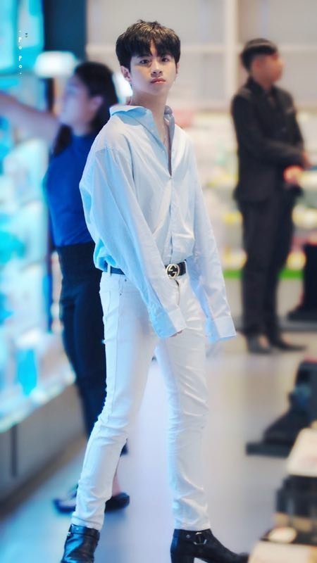 niziky1's tweet photo. I miss you so much already and I haven't even left yet
Cr.logo
#LazadaMYFxPlan https://t.co/LHYGylg6Gz