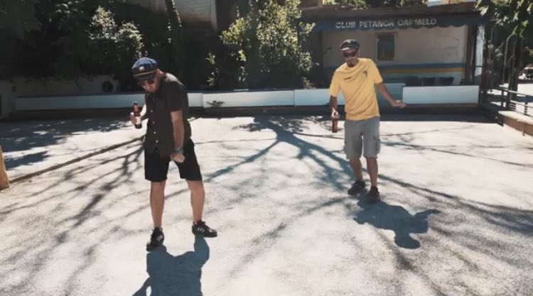 #Bondia en catal’andalú 😍<a href="/FRAC_oficial/">F.R.A.C. (Fundación de Raperos Atípicos de Cádiz)</a> youtu.be/5JPu8Dq8VnM