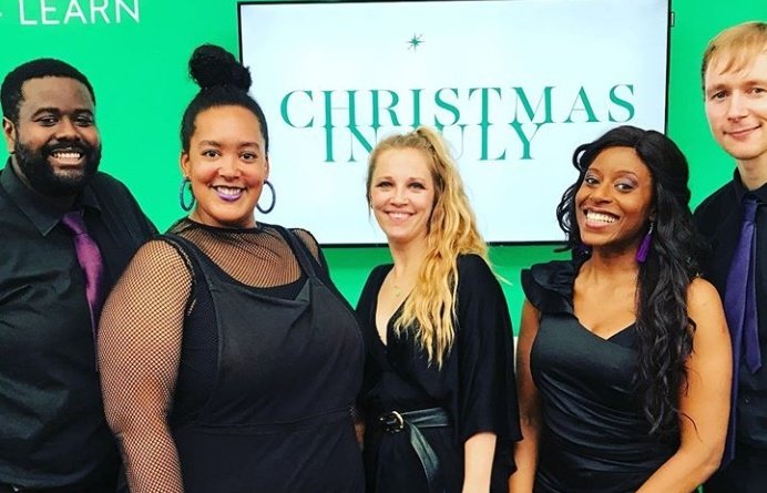 IMCsingers's tweet photo. We sang at @xmasjulyfest yesterday - hope you all enjoyed the show!
For Christmas #party (or any other party!) bookings, get in touch - we would love to sing for your guests :)
#vocalgroup #singers #events #london #imcollective
@hakaentertain
@lisabeemusic https://t.co/eBhhGalfe8