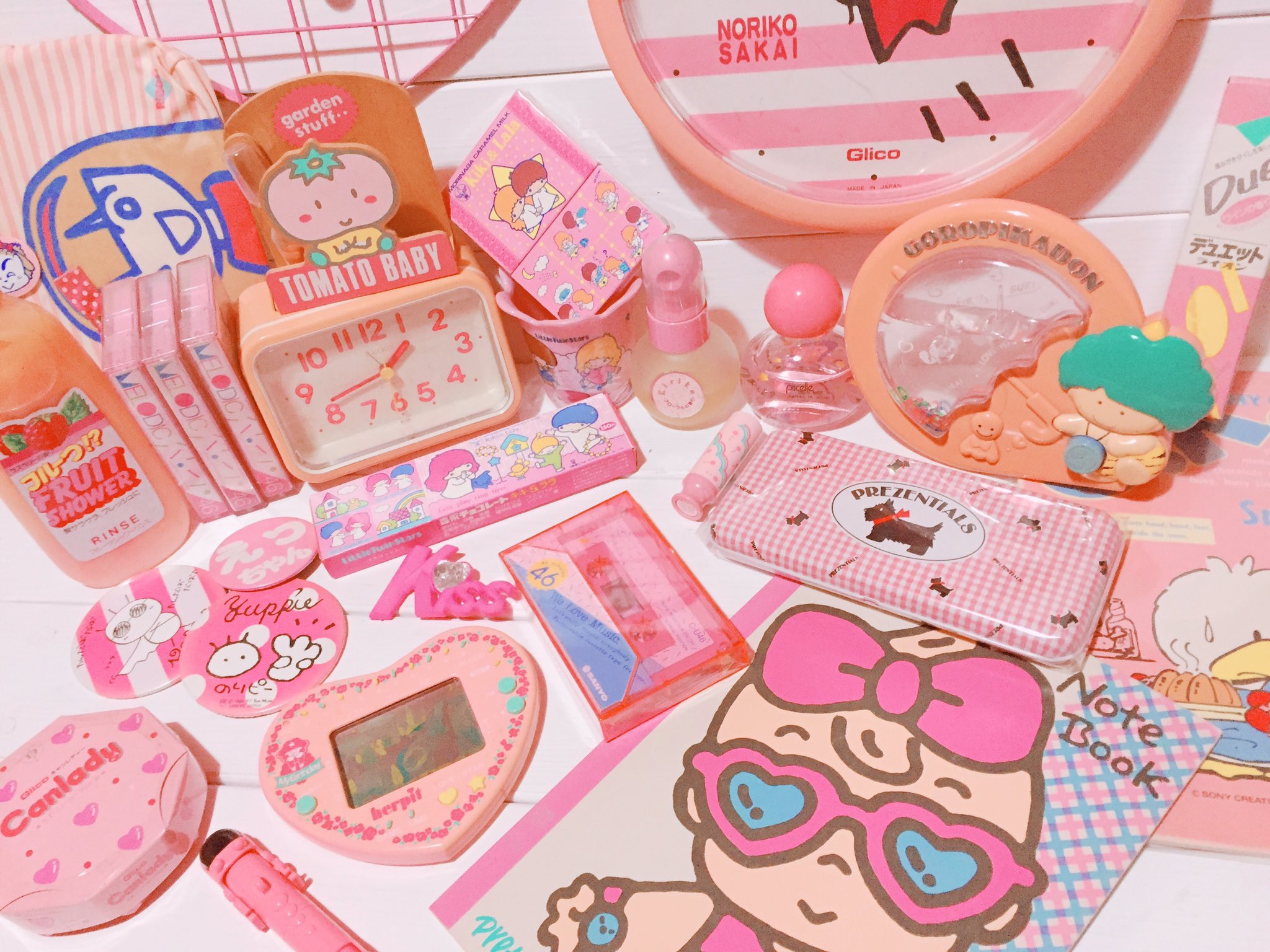 ときめき ぺぱーみんとくらぶ Twitter પર みんな80年代に行ってたファンシーショップの店名って覚えてます 私は オカダヤ と カンガルー です もっと ミルキーウェイ とか きゃんでぃぽっと みたいなファンシーな名前が良かったなw 覚えたら教えてちょ