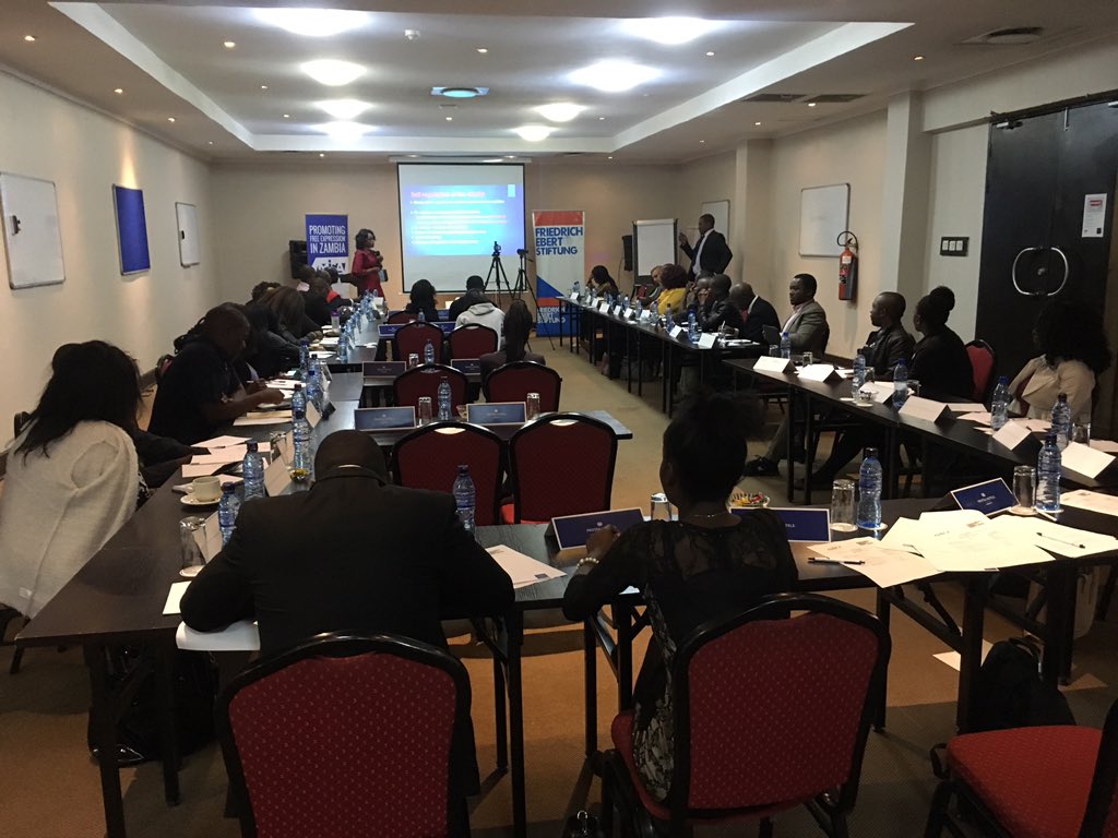 ZGFZambia's tweet photo. Ms Brenda Bukowa from the University of ZAMBIA shares key findings of the State of Media in Zambia @misazambia1 @ti_zambia @CyberZambia @Panos_PSAf https://t.co/ZQzaGQxaGy