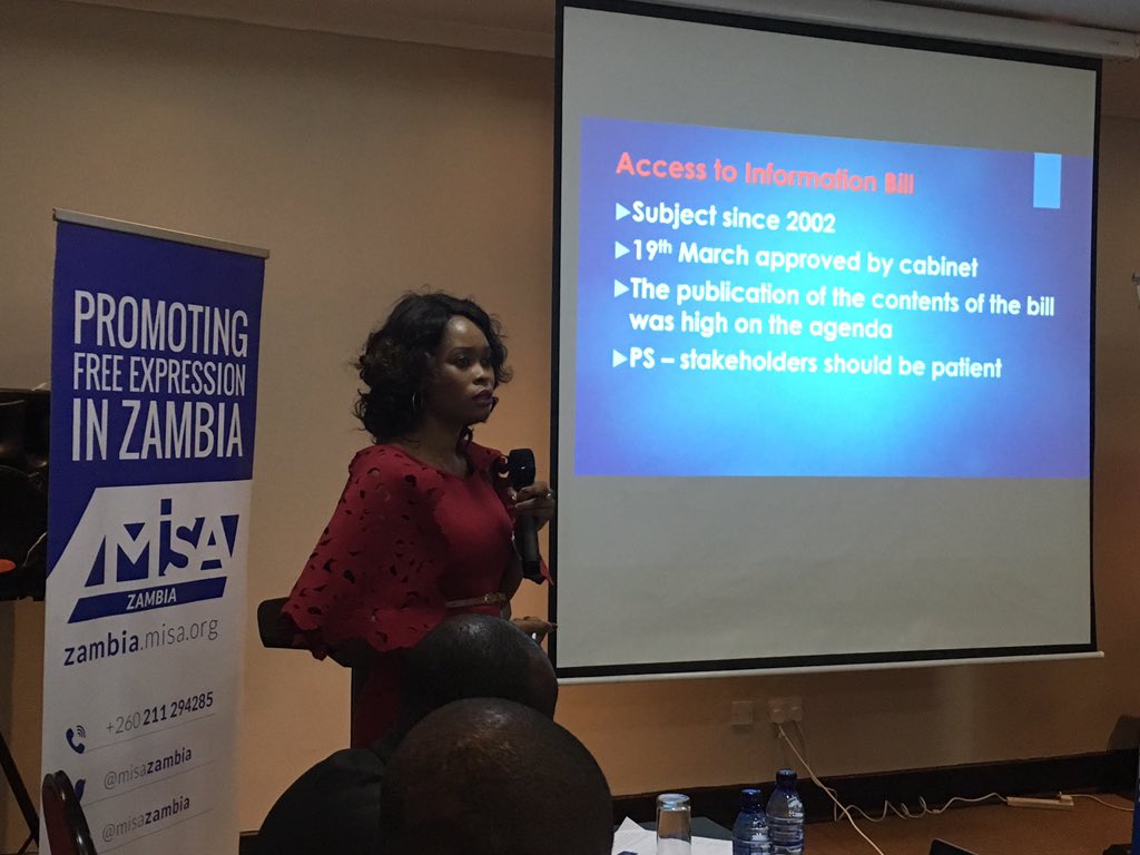 ZGFZambia's tweet photo. Ms Brenda Bukowa from the University of ZAMBIA shares key findings of the State of Media in Zambia @misazambia1 @ti_zambia @CyberZambia @Panos_PSAf https://t.co/ZQzaGQxaGy