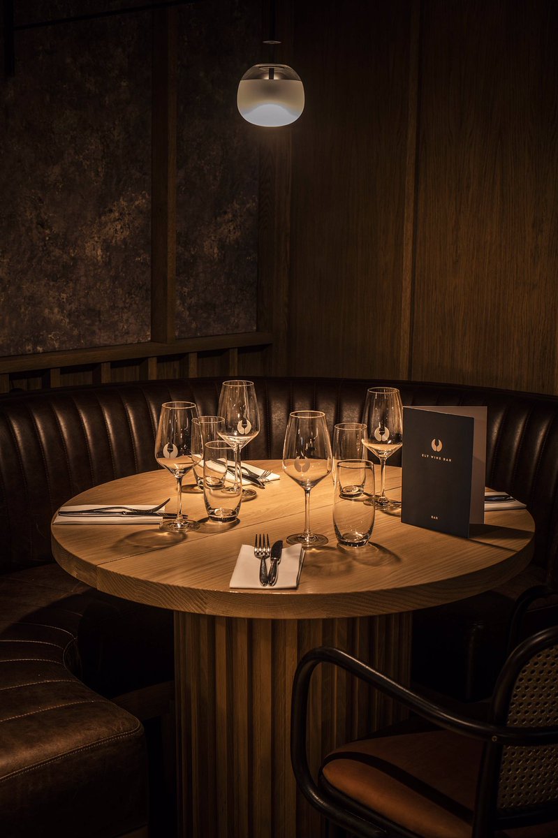 elywinebars's tweet photo. #ELYWINEBAR’s 5th year being awarded BEST of AWARD of EXCELLENCE, #ELY64 gets one too & #ELYBARANDGRILL again awarded AWARD of EXCELLENCE by @WineSpectator’s @WSRestoAwards Delighted #WSRestaurantAward #wine #winebar #Dublin #Ireland https://t.co/0kzHjaXEb3