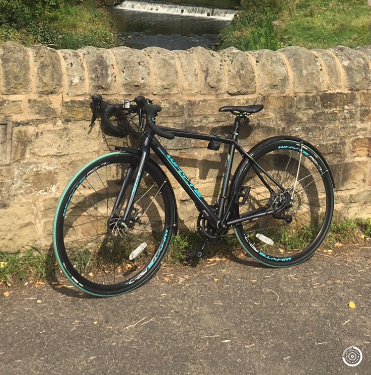 ZozoBoom's tweet photo. My ride and joy has been stolen from my house in #London 😞 If you happen to see it on any website or if you’re heading to #bricklanemarket this weekend please keep an eye out 🙏🏼 Whyte, matt black, blue wheel rims, frame 49’ &amp; bike registered #stolenbike #stolenlondon #bikestolen https://t.co/HyMSsCNmpl
