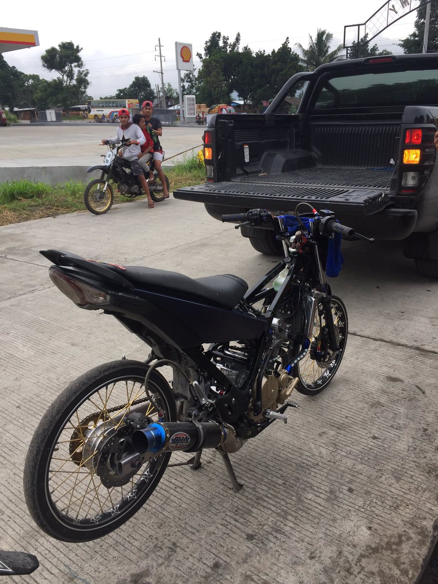 Lansee_santos's tweet photo. Umulan, umaraw talagang hahabulin ang chamba. Nice comeback bud! 👅
#TRC
#ChambaLangPoLagingBaon
#RTRPERFORMANCE https://t.co/GZc8zCJ48Q
