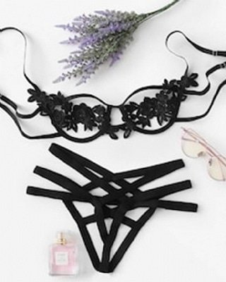 AnnaSales8's tweet photo. Plus Size Elegant Embroidery Fashion Bra Set # braset #plussizebra #Embroidery #Elegant #fashionbraset https://t.co/oGqh1iDuTD