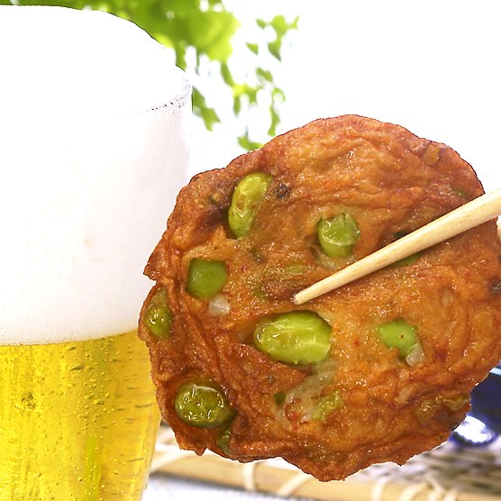 公式 さつまあげの揚立屋 こんにちは 揚立屋インターネット店です 本日はネット店限定 枝豆入りさつまあげ のご案内 インターネット店の枝豆入りは七味唐辛子のピリッと感 玉ねぎの旨味 枝豆のホクホク甘い味わいが相性ぴったりで食欲そそる夏の