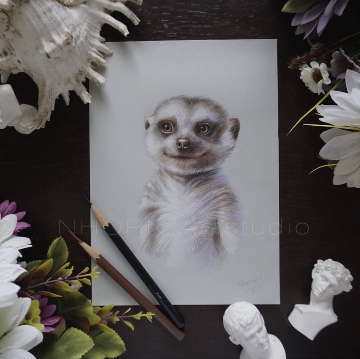 filmfanthailand's tweet photo. หนังยังไม่ทันเข้า แฟนอาร์ท #Timon สุดน่ารักก็มาแล้ว ใครกำลังวาดแฟนอาร์ทจาก #TheLionKing อย่าลืมแชร์ภาพกันมาผ่าน #TheLionKingTH กันนะ เดี๋ยวแอดจะเอามาแชร์ๆให้เพื่อนได้ยลกัน
#ต้อนรับเจ้าป่า
Credit: @nhornartstudio https://t.co/ayXXGucu0r