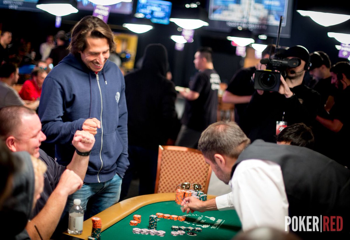 poker_red's tweet photo. El siguiente salto de premios frena el ritmo de eliminaciones #WSOPESP https://t.co/EXDq0Z8H9q https://t.co/TvsdRGgb2r