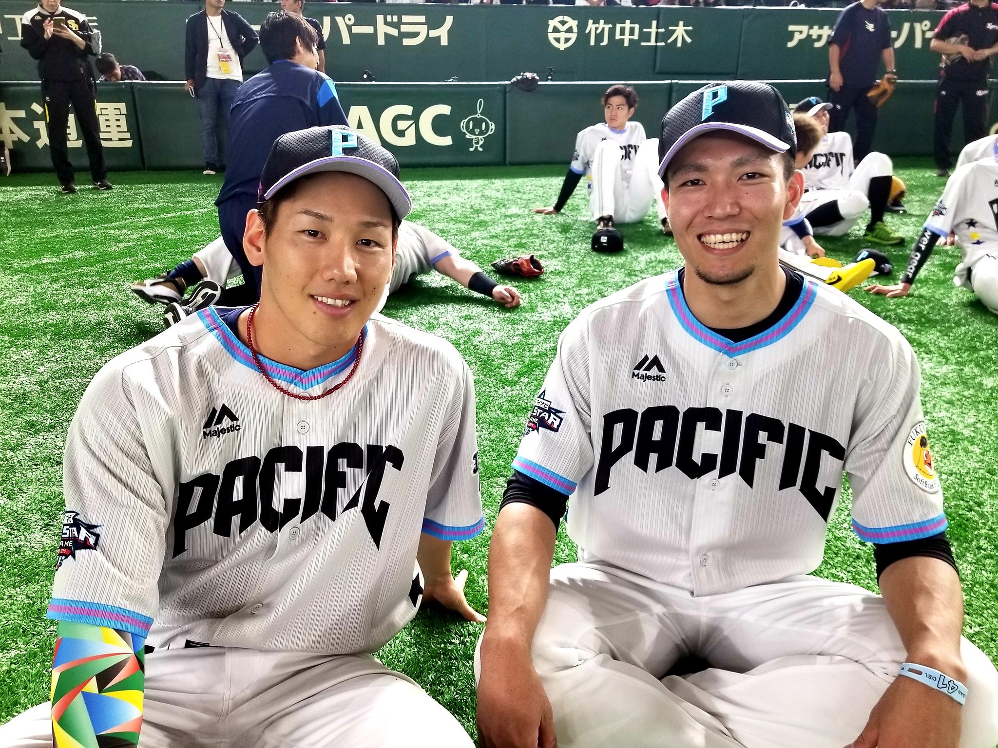 オリックス バファローズ 千賀滉大選手とパシャリ オールスターならではのツーショット インスタグラムにたくさん投稿しているのでチェックしてみてください 吉田正尚 千賀滉大 オールスター マイナビオールスターゲーム19 Bs19 プロ オリックス バファローズ 千賀滉大選手とパシャリ オールスターならではのツーショット インスタグラムにたくさん投稿しているのでチェックしてみてください 吉田正尚 千賀滉大 オールスター マイナビオールスターゲーム19 Bs19 プロ