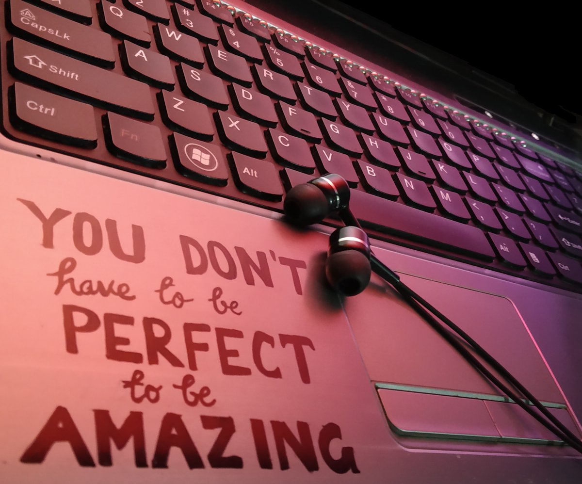 LilyKhan786's tweet photo. ✨Life is not about where u end up, it's about the journey!

R2 D95 of #100DaysofCode
Now I love my laptop more😍
Learning #javascript &amp; Few things about photoshop 
Btw I write it with marker do u like it? 🙃

#GirlsCanCode #webdev #WomenInTech #GameDev #WizardInTech #Programming https://t.co/muFFT2RkEO