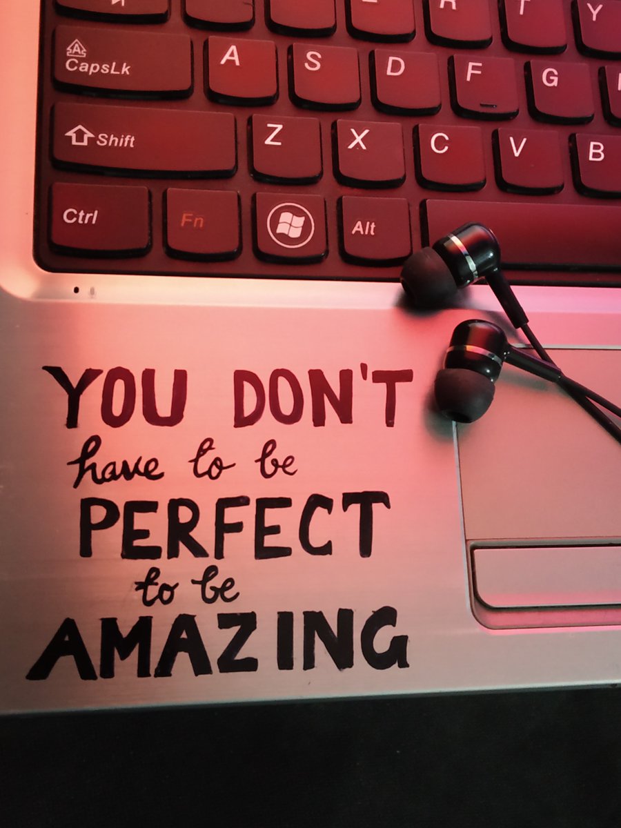 LilyKhan786's tweet photo. ✨Life is not about where u end up, it's about the journey!

R2 D95 of #100DaysofCode
Now I love my laptop more😍
Learning #javascript &amp; Few things about photoshop 
Btw I write it with marker do u like it? 🙃

#GirlsCanCode #webdev #WomenInTech #GameDev #WizardInTech #Programming https://t.co/muFFT2RkEO