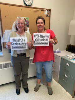 NYSPEF's tweet photo. PEF members are #UnionStrong and support the PEF Contract Team!!!
#ashtagFridays #PEFdeservesafaircontract #FamiliesSupportPEF #IsupportPEFcontractteam #GivePEFaContractNow #ContractStrong https://t.co/ujdZB9vhRj
