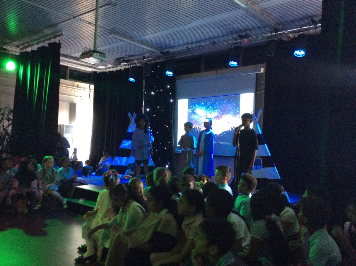 AnnesReception's tweet photo. What a fantastic experience! The Abraham Project with Thomas Buxton Primary School. Promoting community cohesion #restannese1 #abrahamproject #artstannese1 #onecommunity @StAnnesCPS @thomasbuxtonsch https://t.co/tAC3bqJOQX