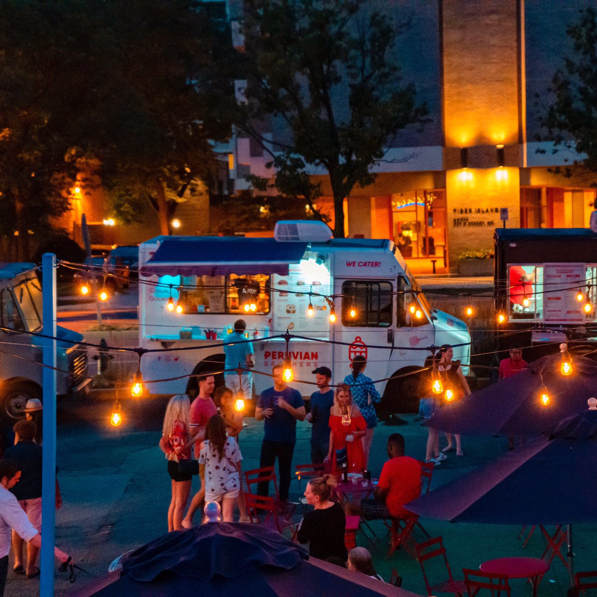perubrothers's tweet photo. See you for #FoodTruckFriday #DateNight at #MarketSW 🇵🇪
📍 Georgetown, DC (1025 Thomas Jefferson St)
📍 PCMG, Herndon VA 20171 (13755 Sunrise Valley Drive)
📍  7th St &amp; D St NW, DC
⏰ 11:00 AM - 2:00 PM ⠀⠀⠀⠀⠀⠀ ⠀
📍 Market SW (4th &amp; M Street SW, DC)
⏰ 5:30 PM - 9:00 PM https://t.co/KQ4nFYhMyO